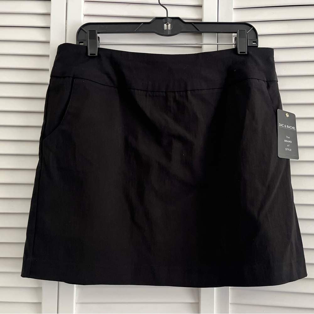 NWT Zac & Rachel Black Skort